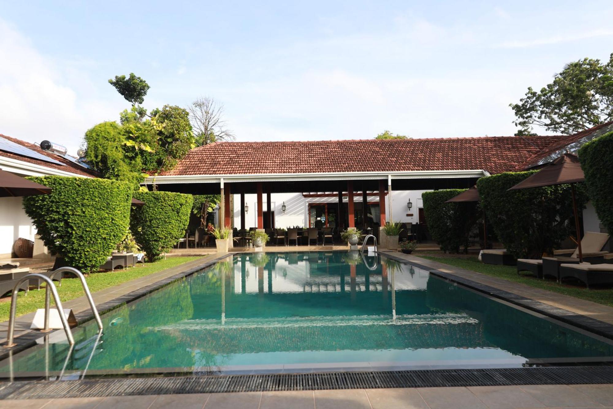 Hotel Swanee Grand Negombo Exterior foto